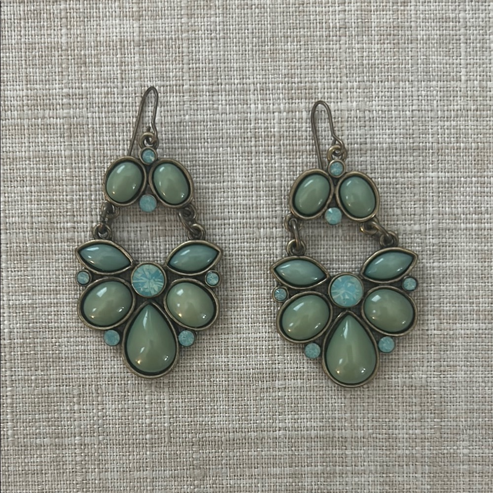 Elegant Light Green Dangle Earrings